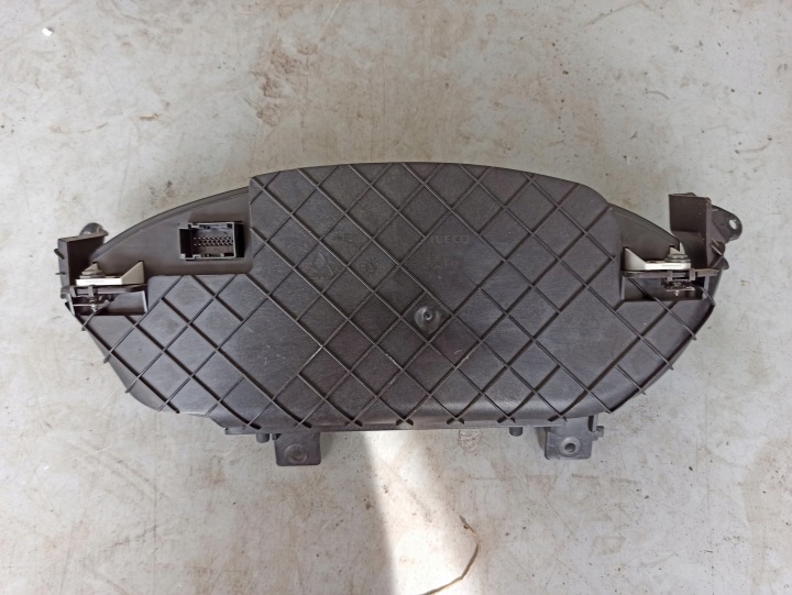 ORDINATEUR CONTRÔLEUR IVECO C17 S17 3.0 E5 0281018453