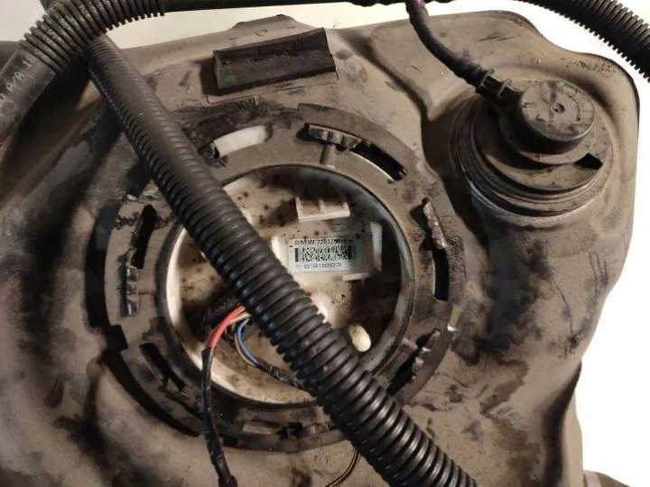 BMW X3 F25 X4 F26 RÉSERVOIR RÉSERVOIR POMPE CARBURANTS ESSENCE 7279358 VITRE