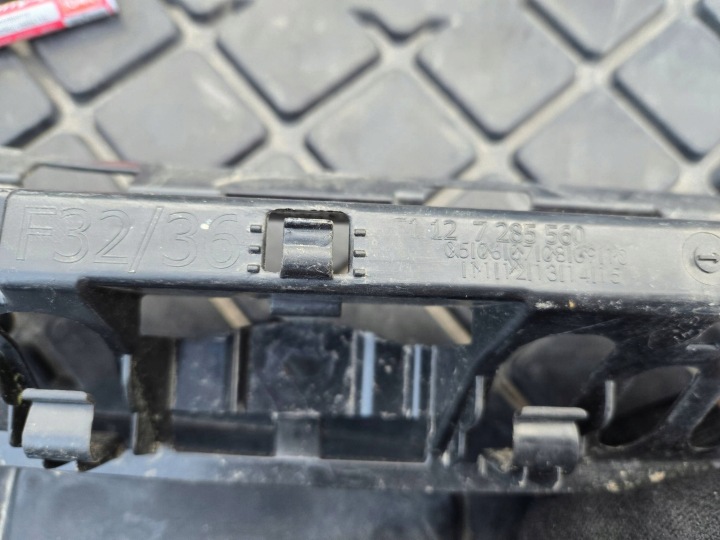 GLISSIÈRE FIXATION POIGNÉE PARE-CHOCS ARRIÈRE ARRIÈRE BMW 4 F32 F33 F36 7285560