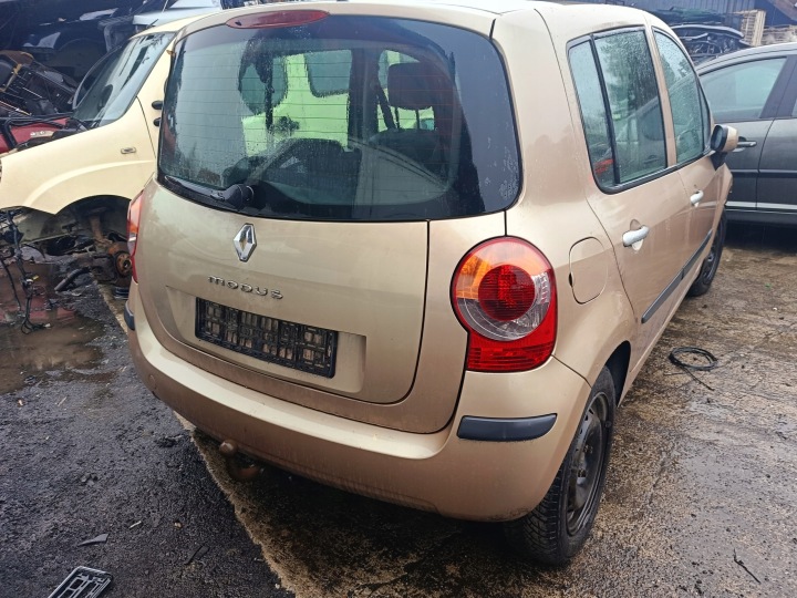 RENAULT MODUS CLIO III MODULE UCH 356231E
