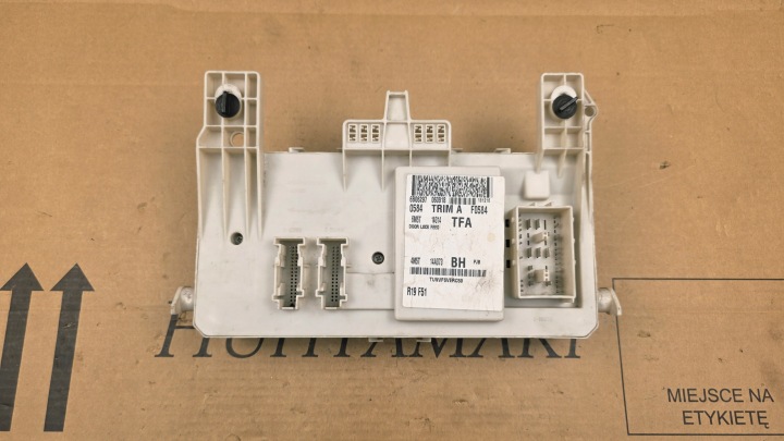 FORD FOCUS MK2 II C-MAX MK1 MODULE BCM FUSIBLE 2006 ANNÉE AVANT RESTYLAGE 4M5T-14A073-BH