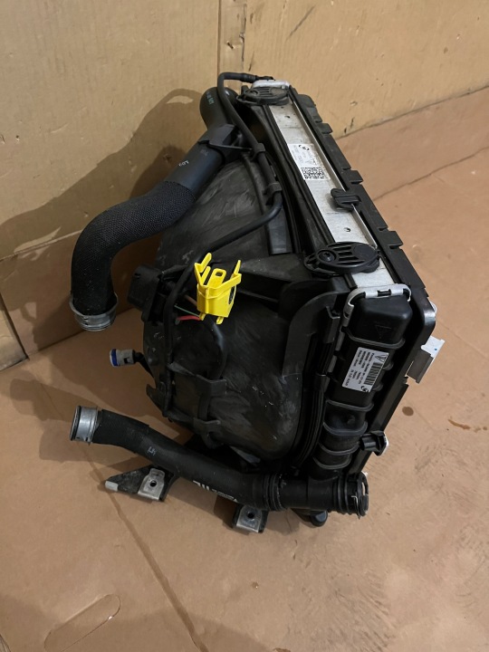 PORSCHE BOXTER CAYMAN 982 RADIATEUR VENTILATEUR ENSEMBLE GAUCHE 9P1121251