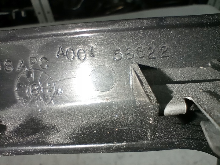 CHRYSLER 300M PANNEAU CONDUIT D'AIR 173000-0631 EUROPE