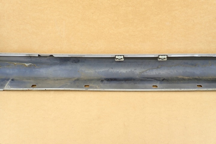 MERCEDES-BENZ C W204 09- MOULURE PROTECTION SEUIL GAUCHE A2046981354 LH OE