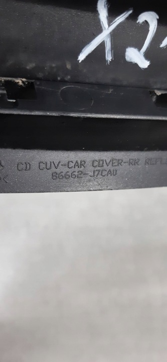 KIA XCEED GRILLE PARE-CHOCS DROIT ARRIÈRE 86662J7CA0