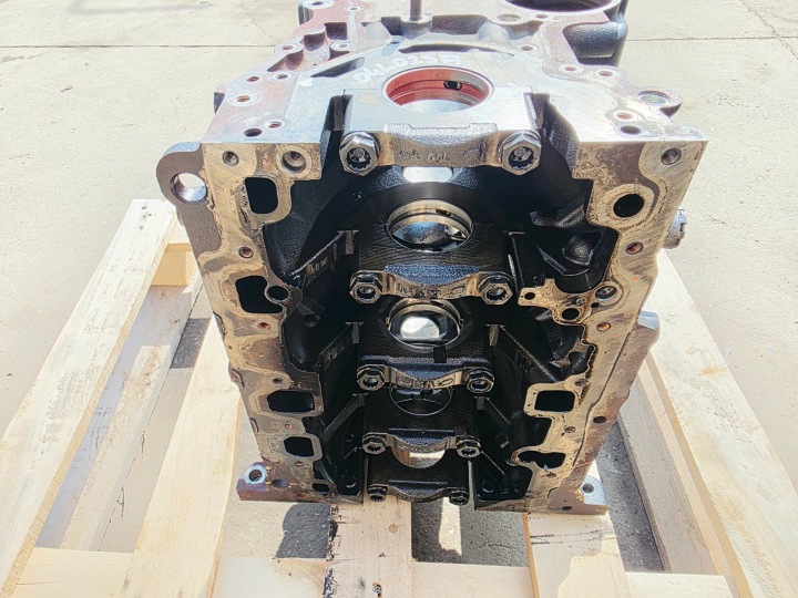 BLOC MOTEUR AUDI A3 8V VOLKSWAGEN SEAT SKODA 1.6 TDI 04L023A 15/26