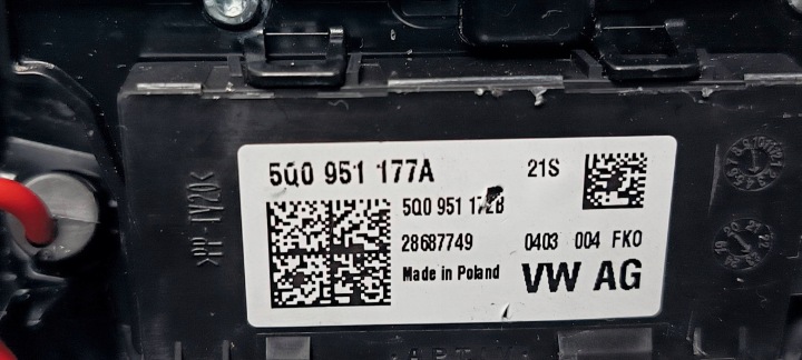 PANNEAU 5Q0951177A 4K0959728A AUDI A4 B9 QUATTRO