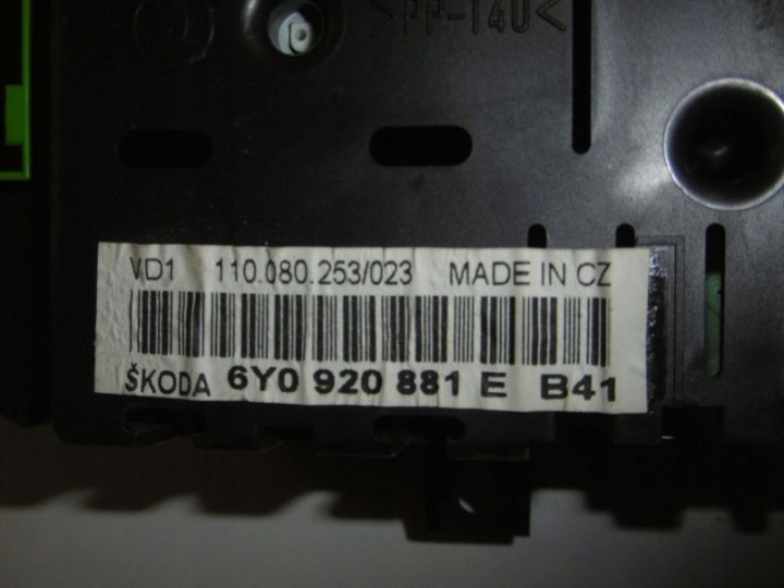 SKODA FABIA I 6Y COMPTEUR TABLEAU DE BORD 1,4TDI 6Y0920881E