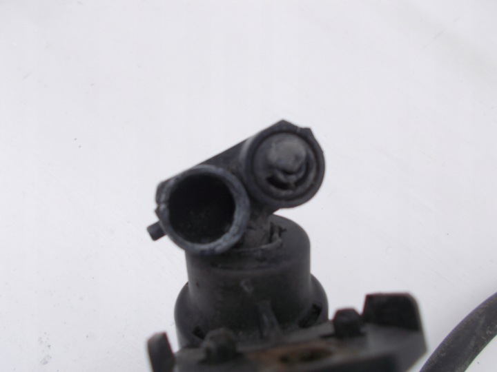 BOUCHON LAVE-GLACE PHARES MOULURE XÉNON VW GOLF V 5 1K6955110A