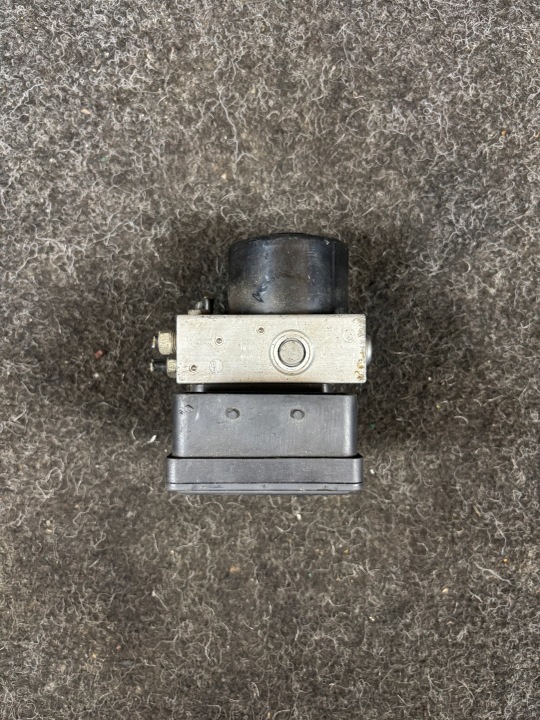 POMPE ABS FORD FOCUS C-MAX 00402662E3