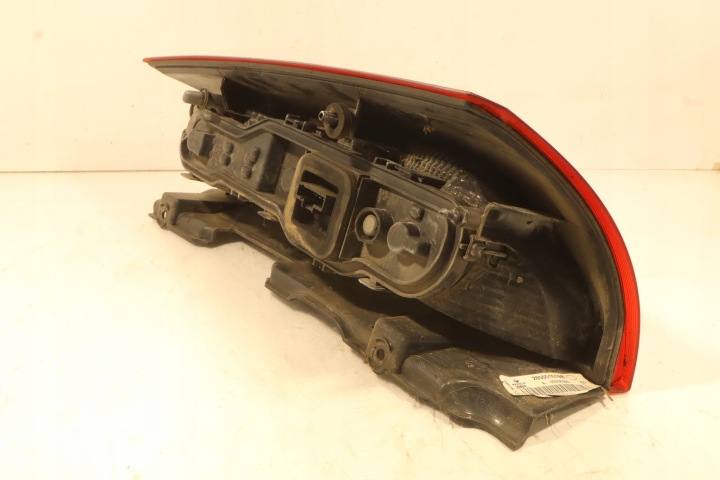 PHARE GAUCHE ARRIÈRE DACIA DOKKER 265551619R