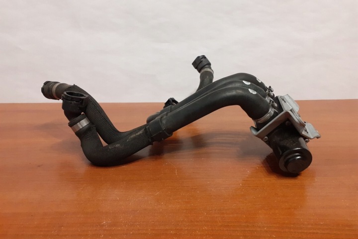 TUYAU REFROIDISSEMENT BMW 5 (F10) 851223605 2012
