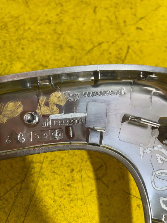 OPEL INSIGNIA CHÂSSIS MOULURE PROTECTION VITRES GAUCHE AVANT 13222208