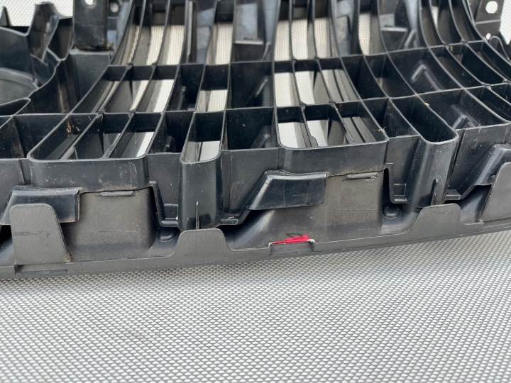 TOYOTA LAND CRUISER 150 2009-2013 09- GRILLE CALANDRE