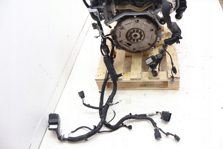 VOLVO XC70 MOTEUR D4204T5 31416099, 6906513