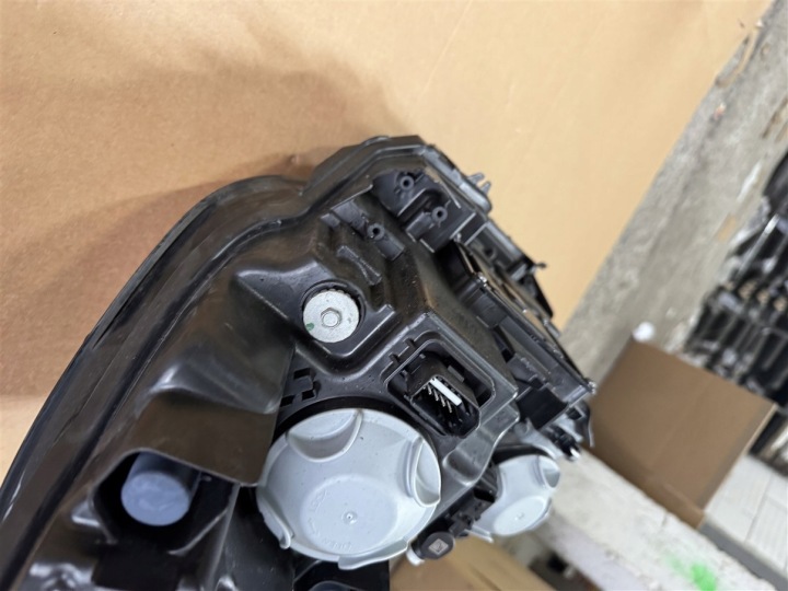 PHARE DROIT AVANT AVANT LED 260100108R RENAULT KANGOO IV 4 21-25 22R
