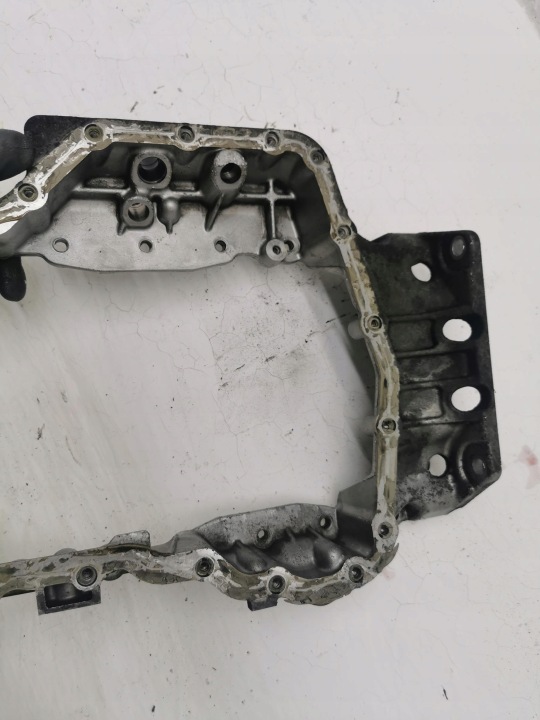 SUPPORT CUVETTES HUILEUSE FORD MONDEO MK4 2.0 TDCI