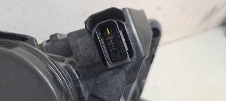 OPEL MOKKA B II 2 PHARE GAUCHE PROJECTEUR COMPLET LED