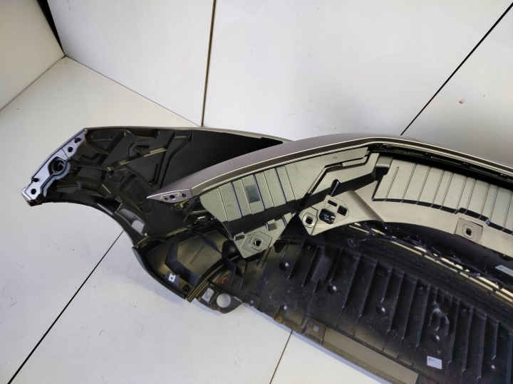 PARE-CHOCS AVANT MERCEDES EQA H243 LIFT PARFAIT ÉTAT