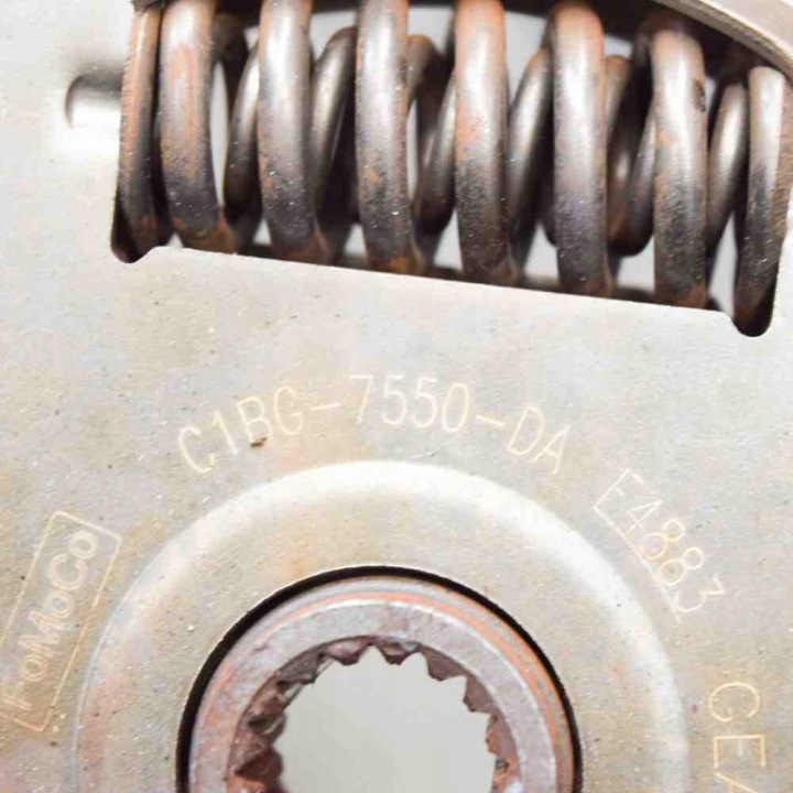 ENSEMBLE ADHÉRENCE FORD FIESTA VI C1BG7550DA 14552187 1.0L 74KW 2014