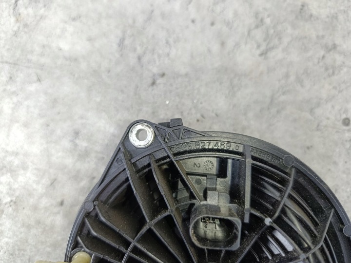 POIGNÉE COUVERCLES DE COFFRE VW GOLF V 5G9.827.469D 5GE.827.469D