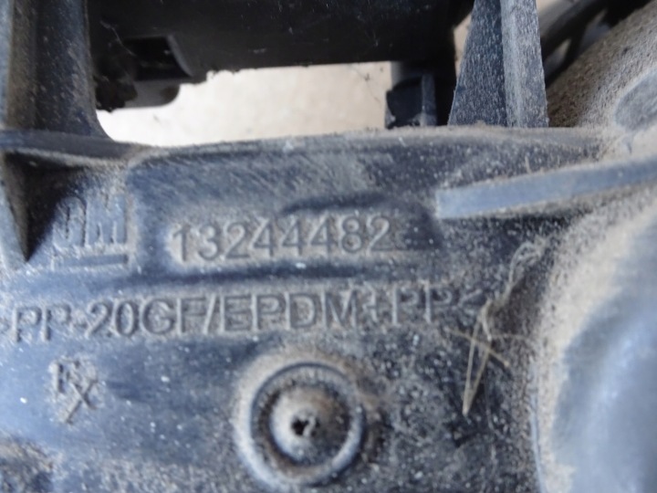 OPEL INSIGNIA A CLAPET BOUCHON GOULOTTE DE REMPLISSAGE CARBURANTS Z177 13244482
