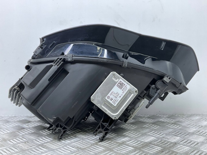 2014 AUDI A5 8T 8F PROJECTEUR 8T0941006D