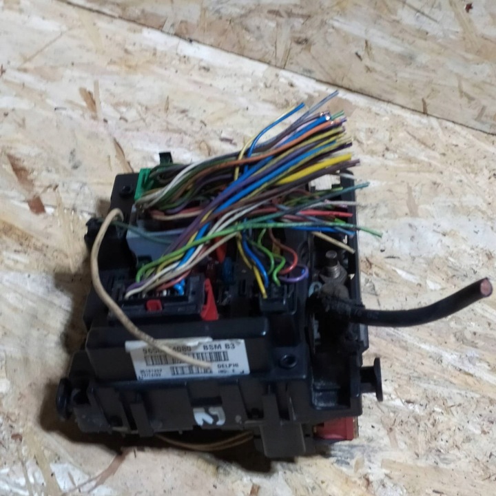 BOÎTE MODULE CITROEN PEUGEOT BSM B3 9650664080