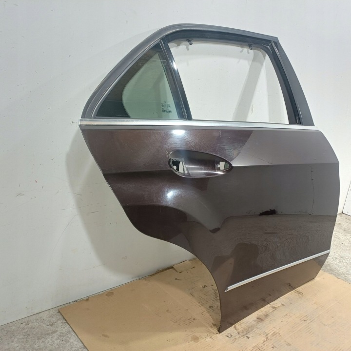 2011 MERCEDES-BENZ E W212 PORTES ARRIÈRE A2127320210