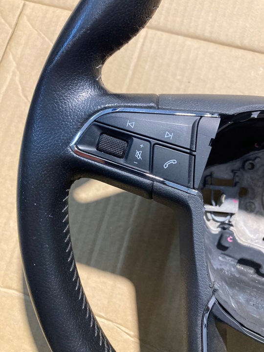 VOLANTE MULRIFUNCIONALIDAD SEAT LEON 3 5F0419091L 