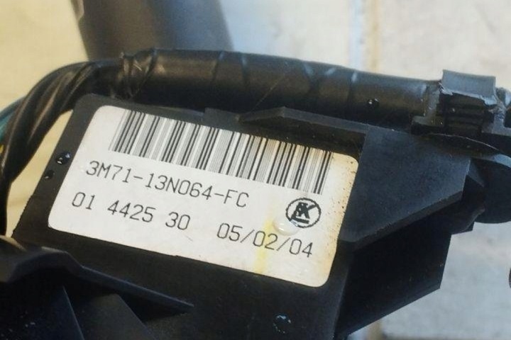 MANETTES MAZDA 2 (DY) 3M7113N064FC 1.4L DIESEL 50KW 2004