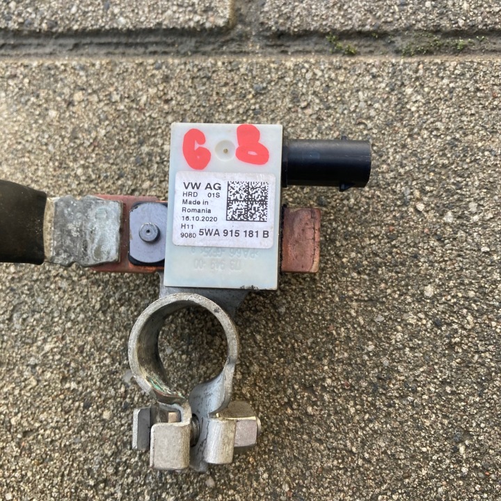 SERRE-CÂBLE NÉGATIVE VW GOLF VIII HAYON 5WA915181B
