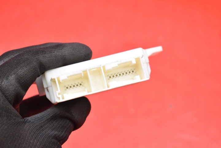CONTRÔLEUR MODULE PARKTRONIC A2129003704 MERCEDES E-KLASA W212 09-13