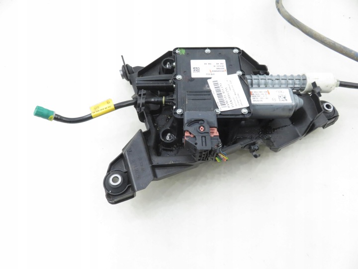 FREIN ÉLECTRIQUE PEUGEOT 5008 A2C53293632 0204280128 9682474880