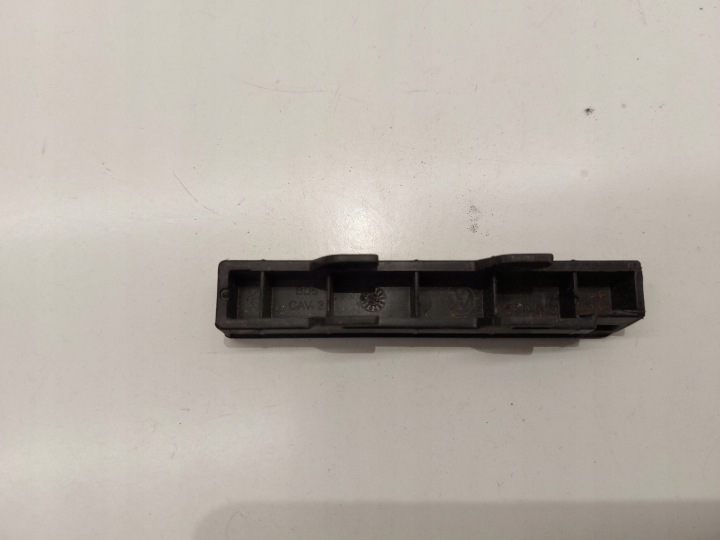 VOLKSWAGEN PASSAT B8 2016 DROITE CÔTÉ AUTRE ÉLÉMENTS WYKONCZENIA COUVERCLES DE COFFRE