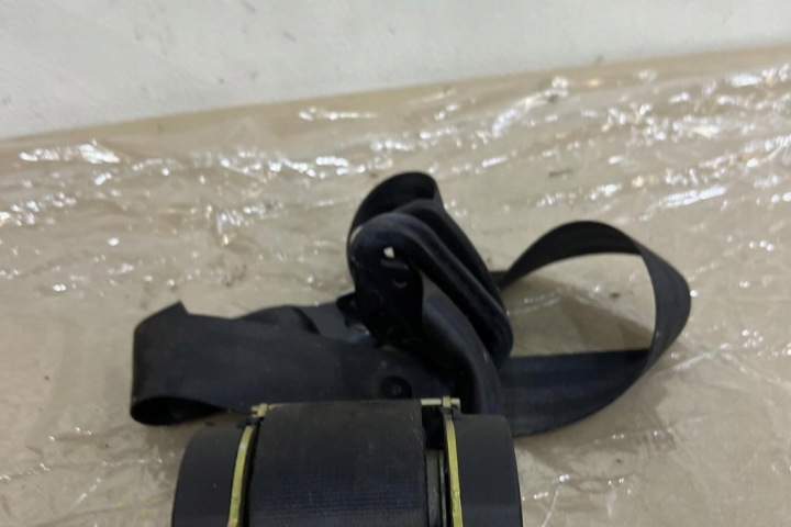 CEINTURE DE SÉCURITÉ ARRIÈRE DROIT PEUGEOT 307 CC (3B) A00359AAC49 DIESEL 2006