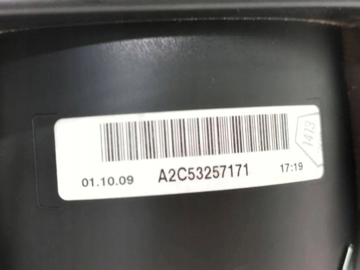 COMPTEUR MERCEDES-BENZ E (W212) A2129006003 2.1L DIESEL 2010