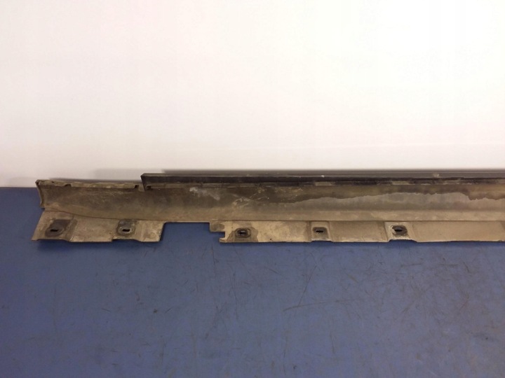 BMW 7 F01 MOULURE SEUIL REVÊTEMENT SEUIL DROITE A90 7213448