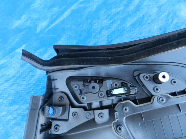 OPEL-CZESCI MERIVA B GARNITURE PORTES GAUCHE ARRIÈRE