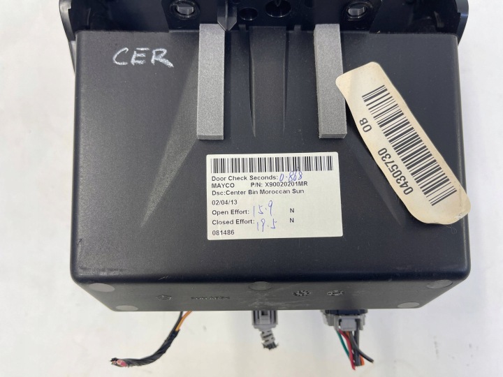BOÎTE À GANTS USB AUX SD X90020201MR JEEP GRAND CHEROKEE