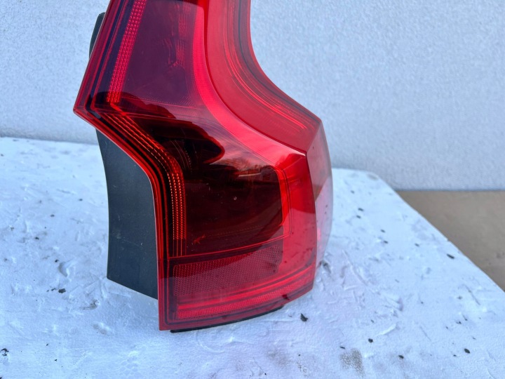 PHARE ARRIÈRE ARRIÈRE DROITE VOLVO V90 2016 2021 32228009
