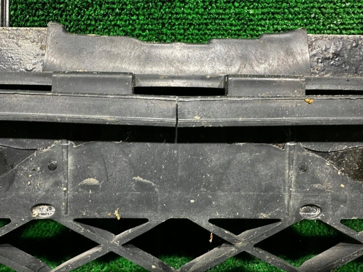 GLISSIÈRE PARE-CHOCS ARRIÈRE PEUGEOT 508 II 9818879380