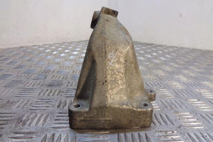 GAUCHE POIGNÉE MOTEUR MERCEDES-BENZ M (W164) A6422230104 2.99L DIESEL 140KW
