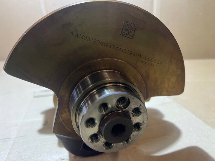 AUDI 4.2 V8 BAT VILEBREQUIN 079H