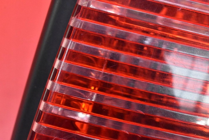 PHARE DROITE ARRIÈRE ARRIÈRE PEUGEOT 407 1 I UNIVERSEL 04-10