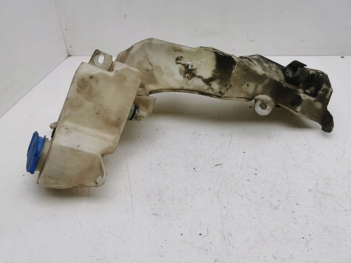 AUDI A4 S4 B6 8E 8H 2002 RÉSERVOIRS LIQUIDE VERS LAVE-GLACES