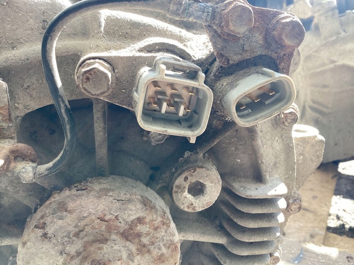 DIFFÉRENTIEL ARRIÈRE LEXUS RX 330 350 400H 8209048010