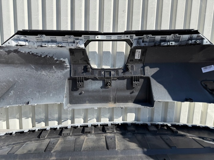 MG MG 5 EV 20- PARE-CHOCS AVANT 10859360