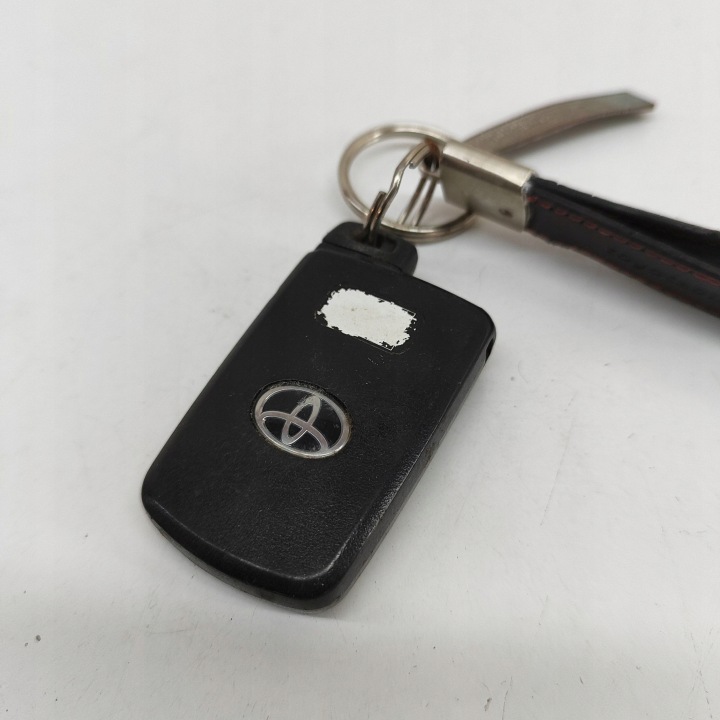 TOYOTA AURIS 150 2006 CLÉ CARTE ALLUMAGE