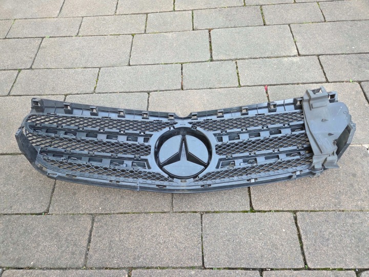 MERCEDES B-KLASA W246 LIFT CALANDRE PARE-CHOCS AVANT CHROME A2468880560 14-2018